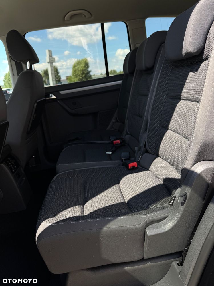 Volkswagen Touran 1.4 TSI DSG Comfortline - 29