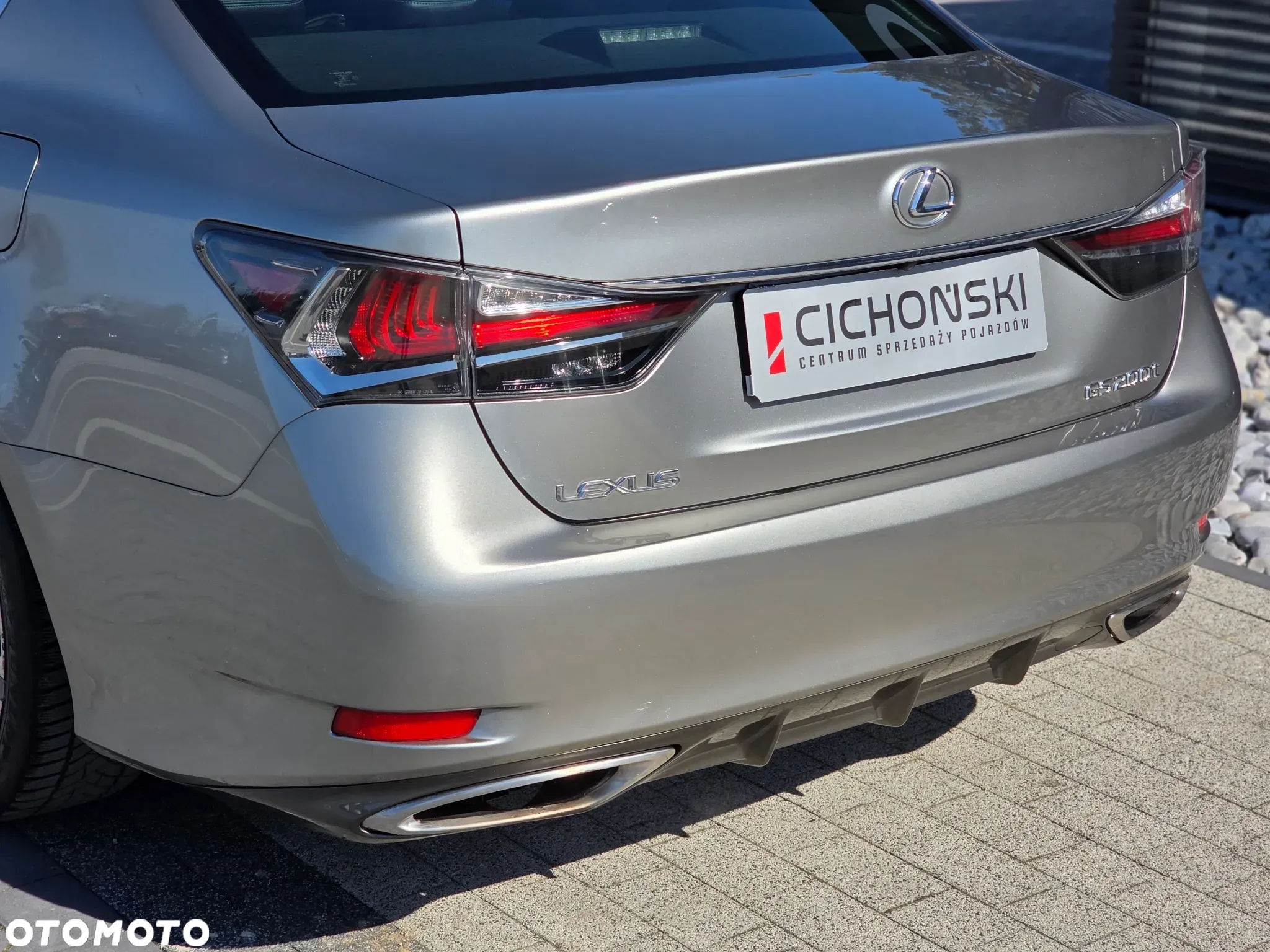 Lexus GS 200t / 300 F Sport - 10