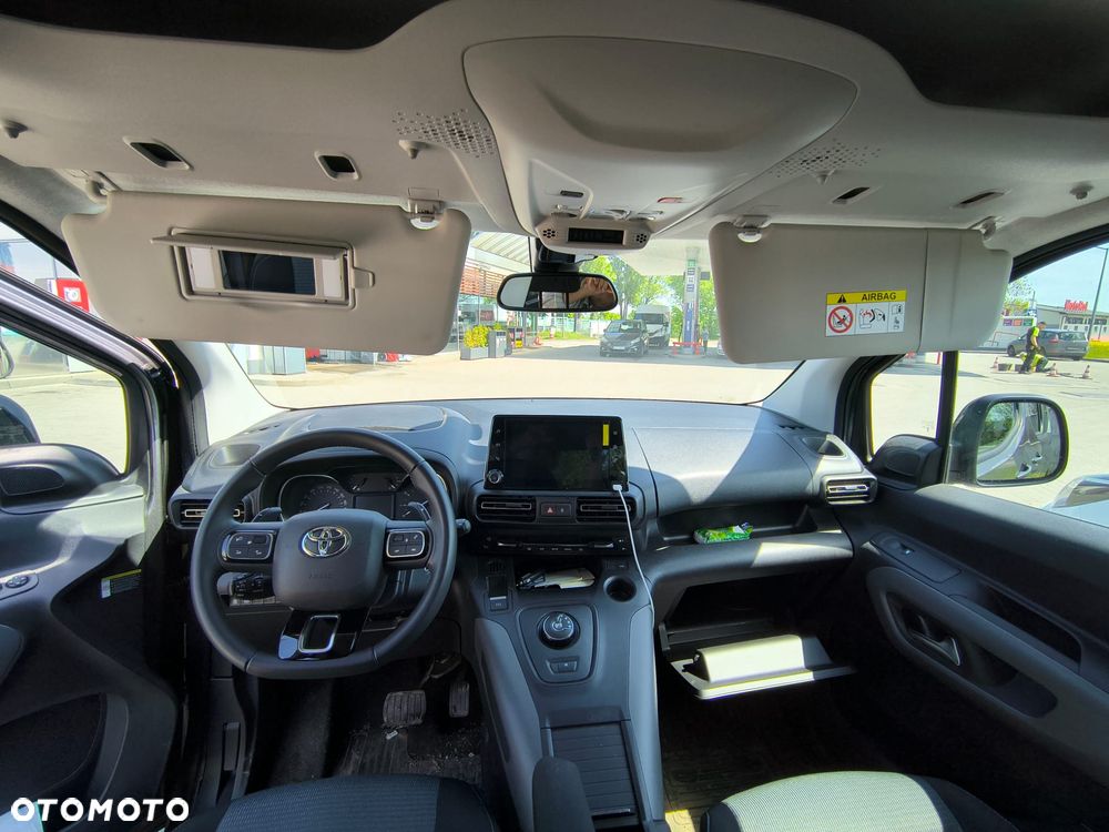 Toyota Proace City Verso 1.5 D-4D Family - 22