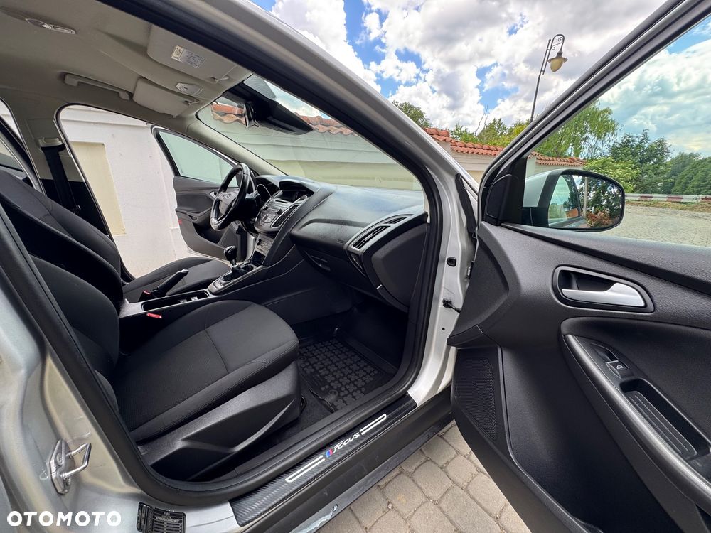 Ford Focus - 28