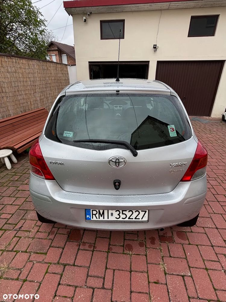 Toyota Yaris 1.0 Active - 6