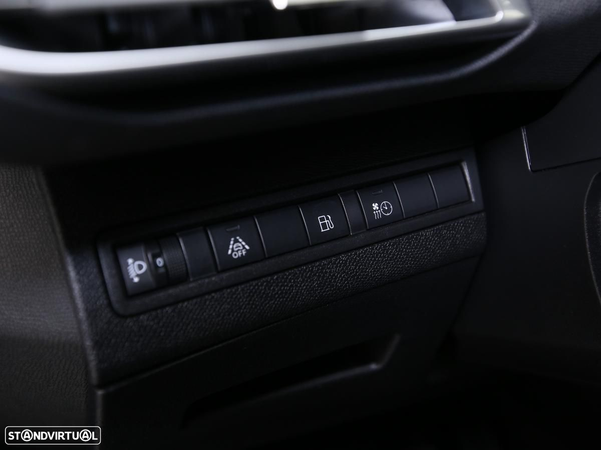 Peugeot 3008 1.6 Hybrid Allure e-EAT8 - 16