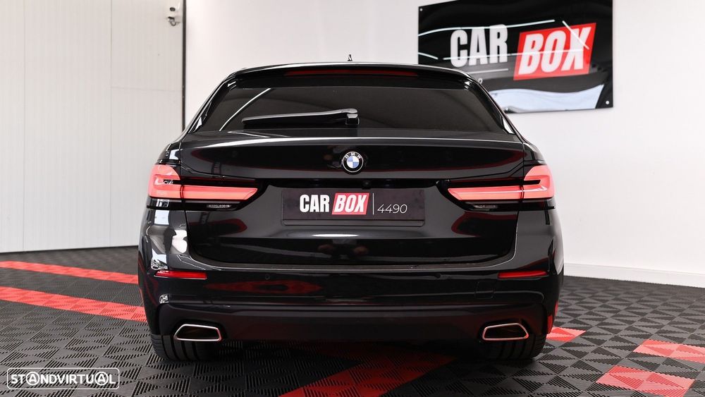 BMW 520 d Pack Desportivo M Auto - 23