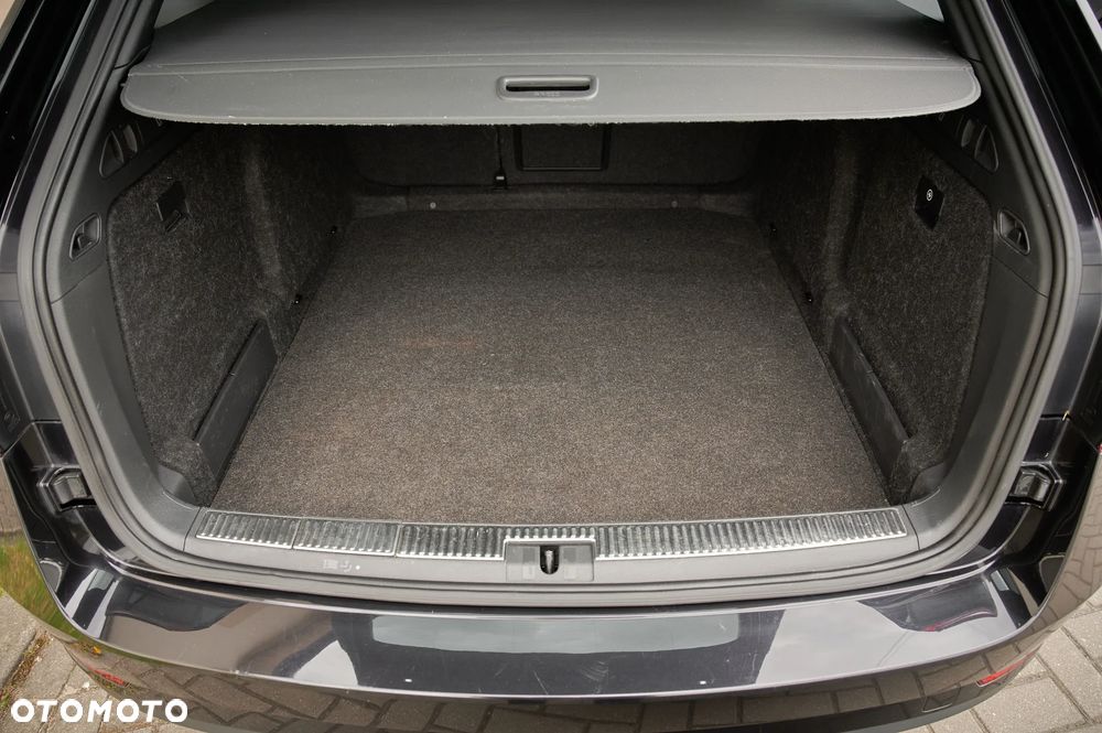 Skoda Superb 1.5 TSI DSG Sportline - 30