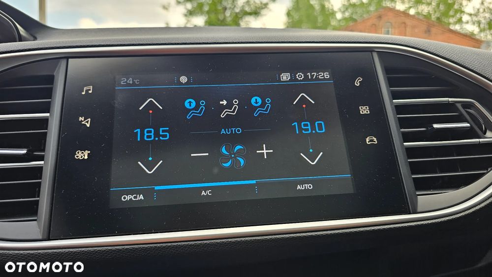 Peugeot 308 1.5 BlueHDi Allure Pack S&S EAT8 - 39