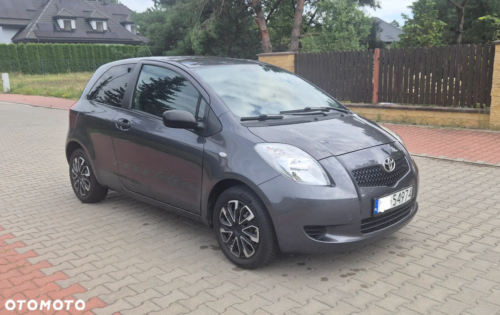 Toyota Yaris 1.3 Terra - 3