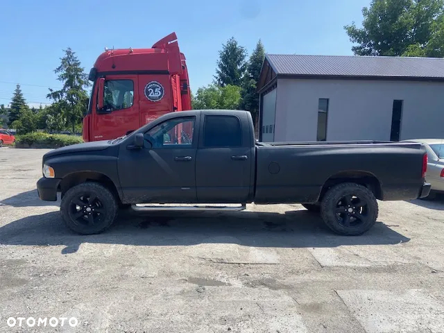 Dodge RAM - 16