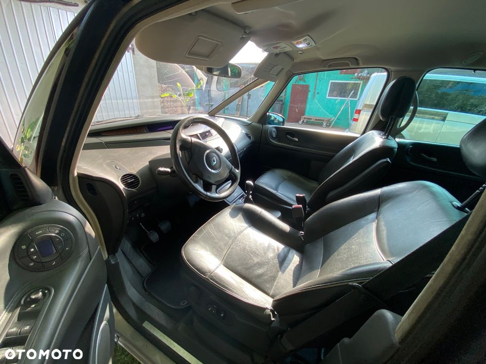 Renault Espace 2.0T Privilege - 12
