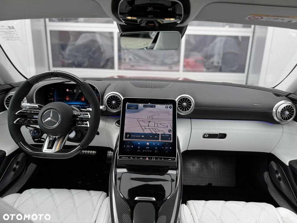 Mercedes-Benz AMG GT - 16