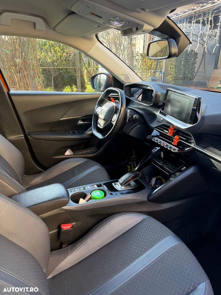 Peugeot 2008 1.2 L PureTech STT EAT8 Active - 7