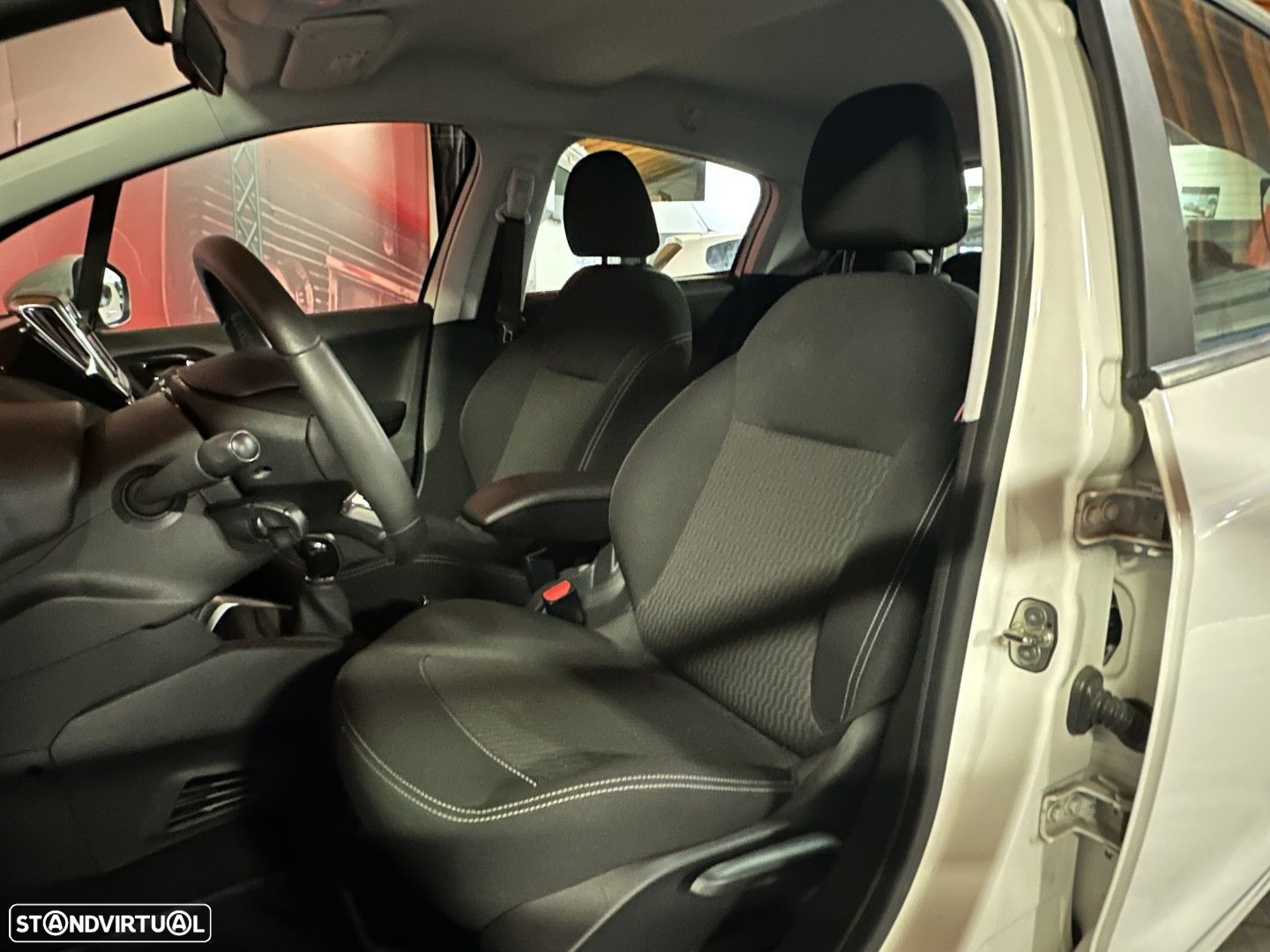 Peugeot 208 1.2 PureTech Access - 7