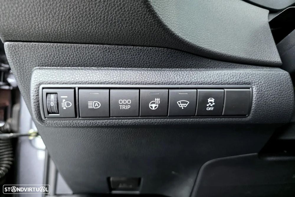 Toyota Corolla 1.8 Hybrid Comfort Plus - 23