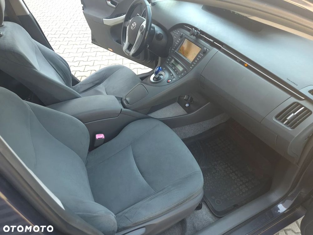 Toyota Prius 1.5 VVT-i Prestige - 16