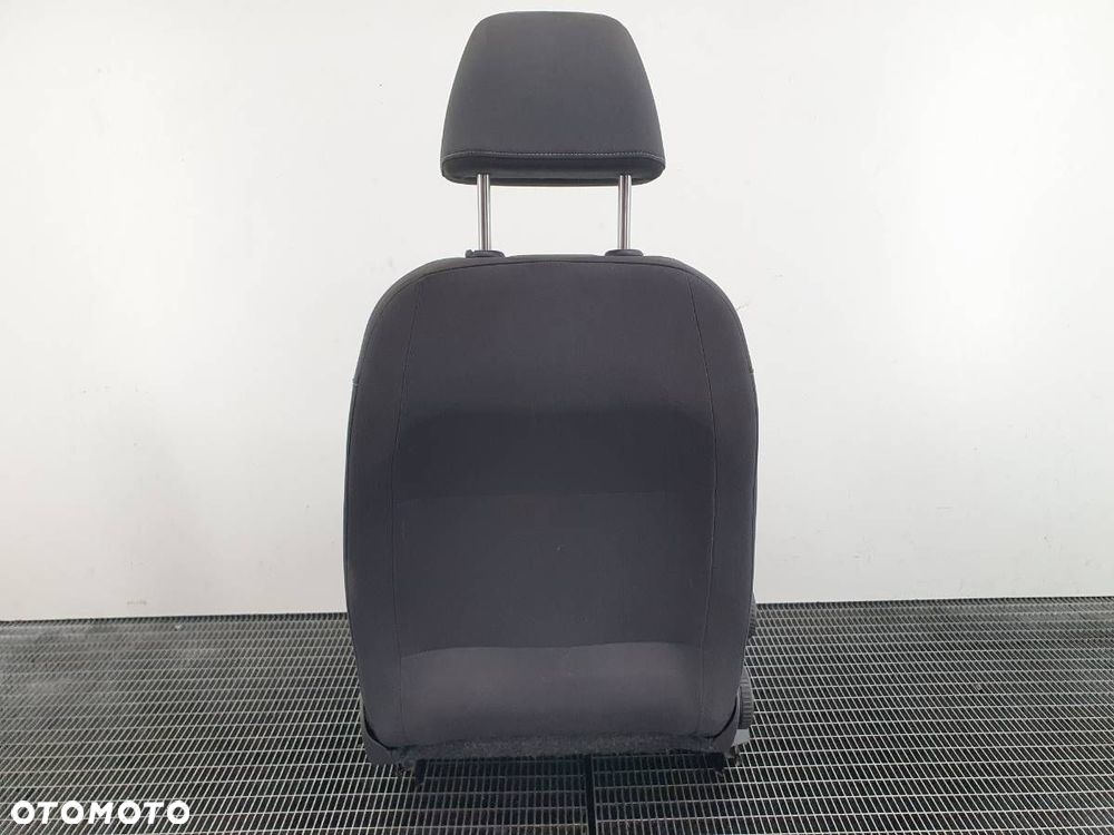 FOTEL PRAWY PRZÓD PASAŻERA GRZANY VW GOLF V 5D EUROPA - 5