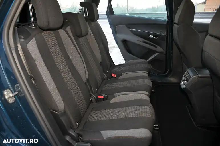 Peugeot 5008 BlueHDI 130 EAT8 Active Business-Paket - 22