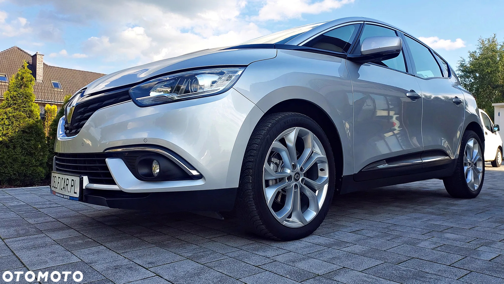 Renault Scenic 1.2 TCe Energy Life EU6 - 11