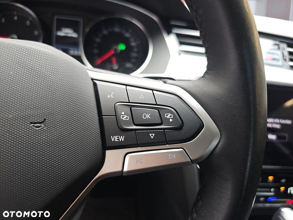 Volkswagen Passat Variant 1.5 TSI EVO Business DSG - 15