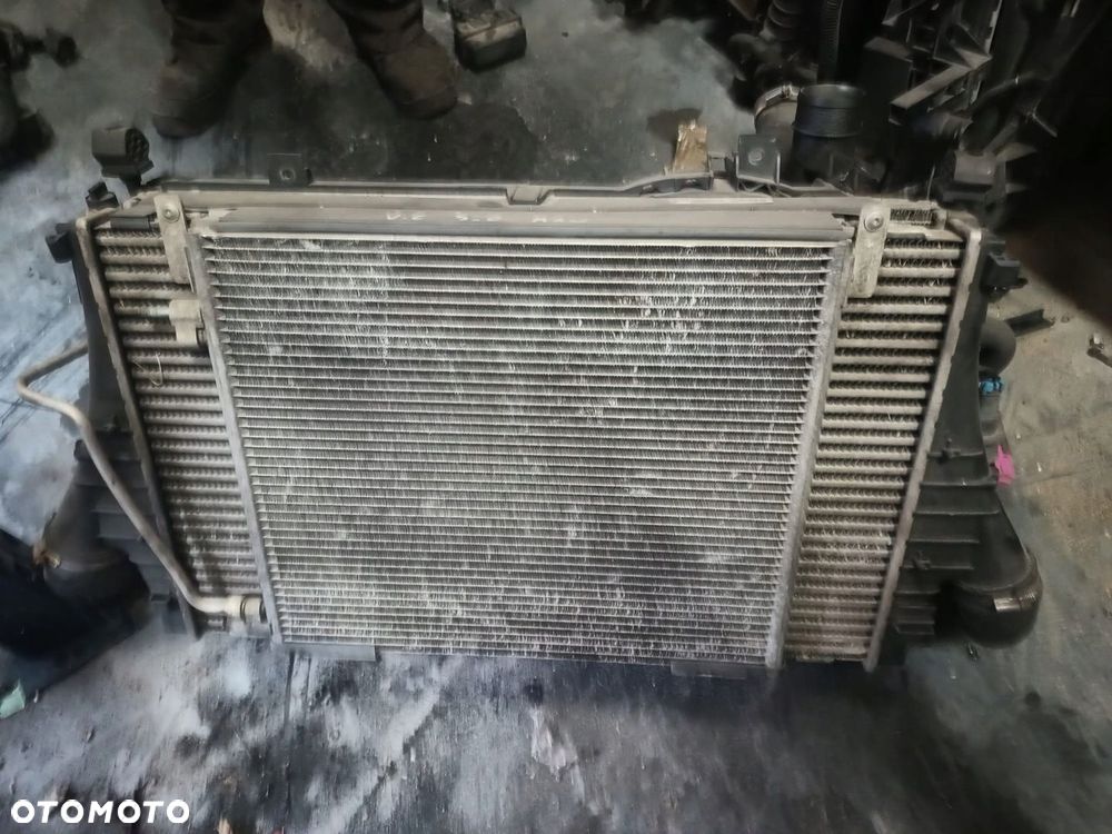 OPEL AVECTRA C 3.0 Z30DT KOMPLET CHŁODNIC WENTYLATOR - 3