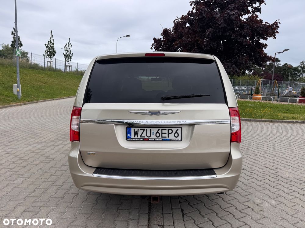 Chrysler Town & Country 3.6 Touring - 4