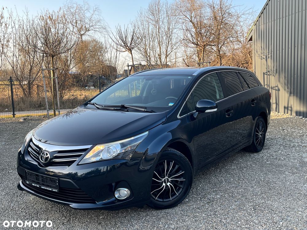 Toyota Avensis - 9