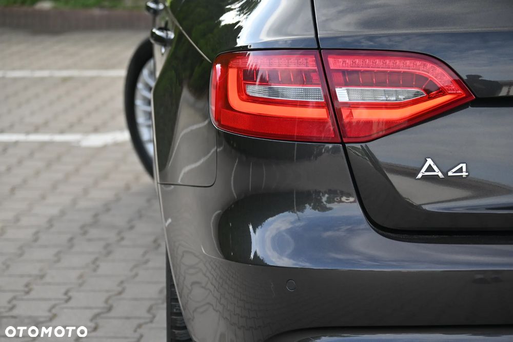 Audi A4 Avant 2.0 TFSI quattro S tronic S line Sportpaket - 14