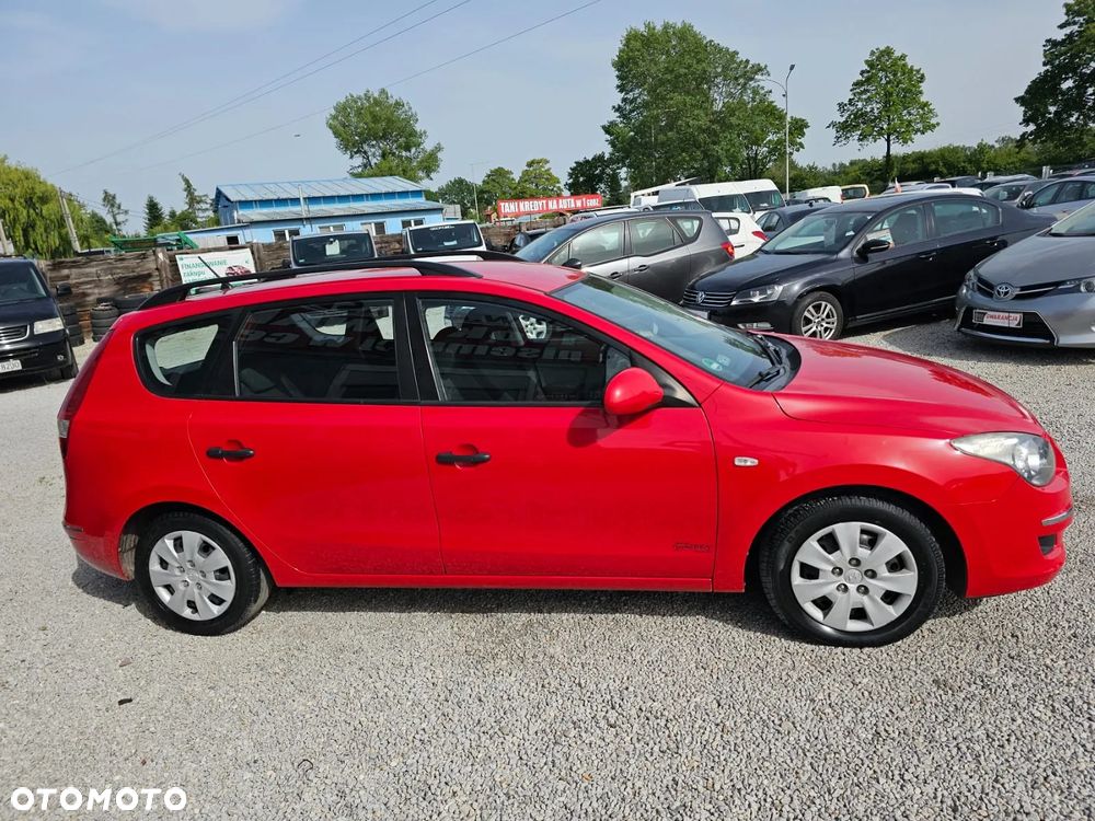 Hyundai i30 1.6 CRDi Base + World Cup - 2