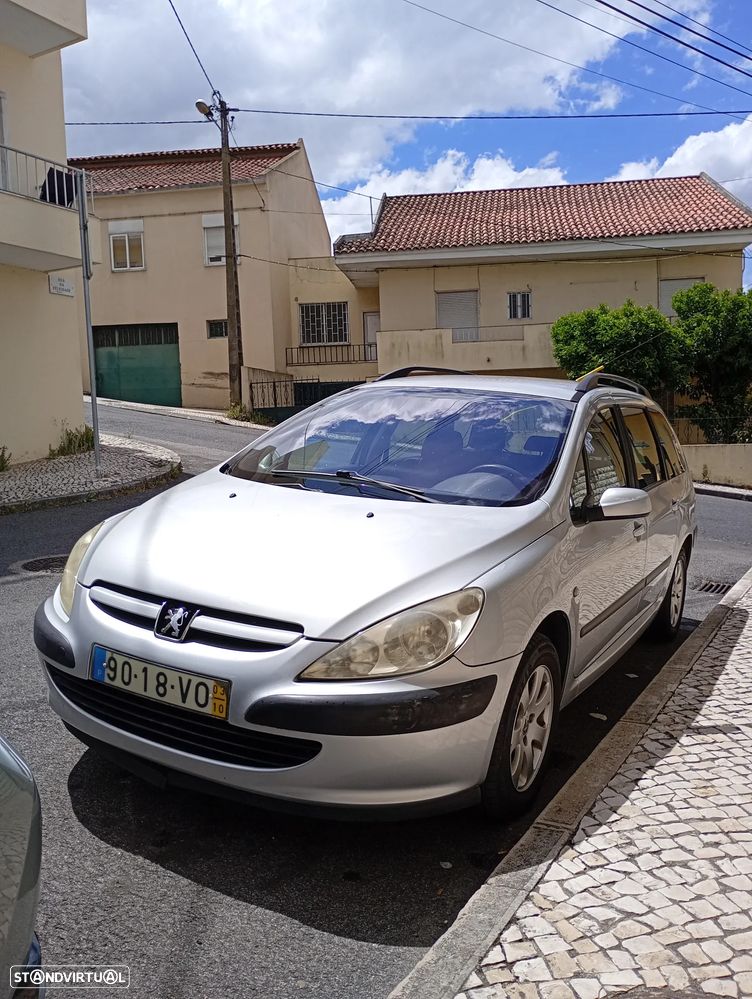 Peugeot 307 Break 1.4 HDi Navtech - 4