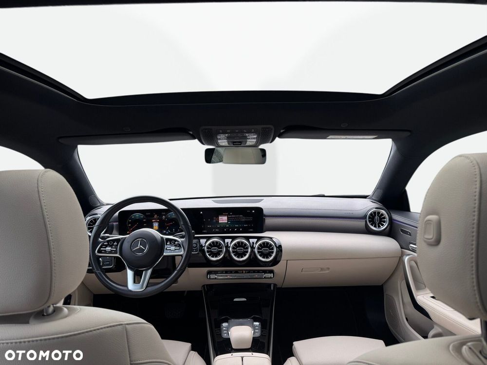 Mercedes-Benz CLA - 14