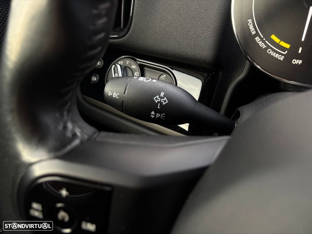 MINI Countryman Cooper SE Premium Classic Auto - 27