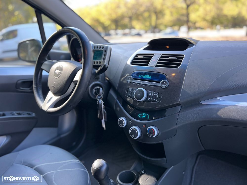 Chevrolet Spark 1.2 LT - 10