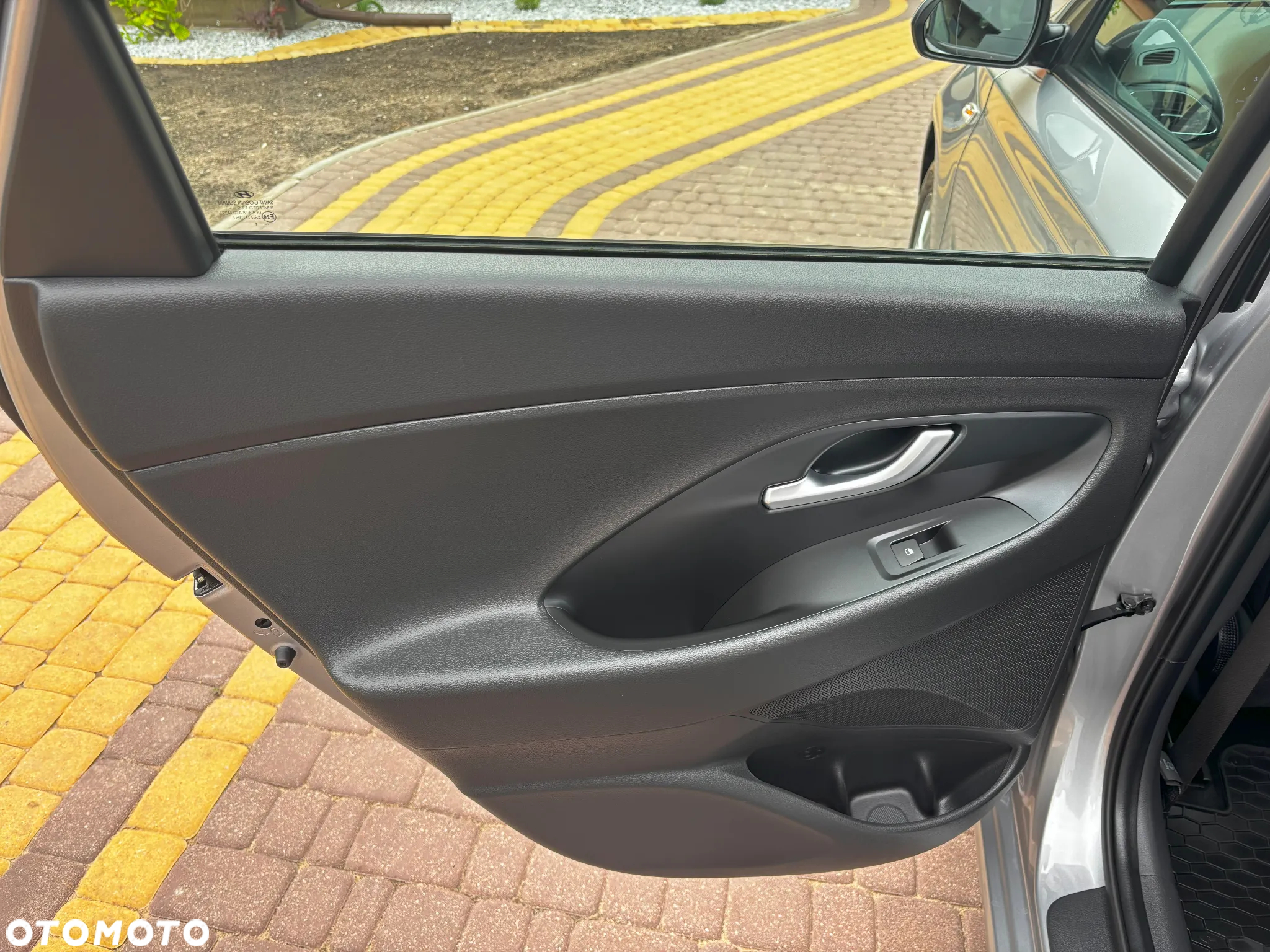 Hyundai i30 1.5 DPI Classic + - 18