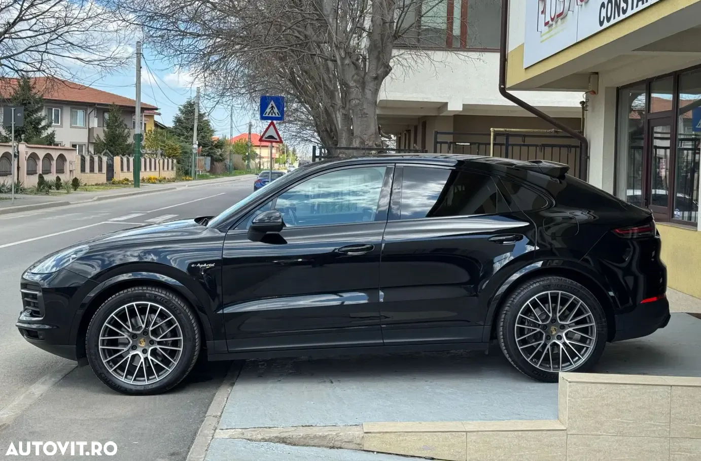Porsche Cayenne - 7