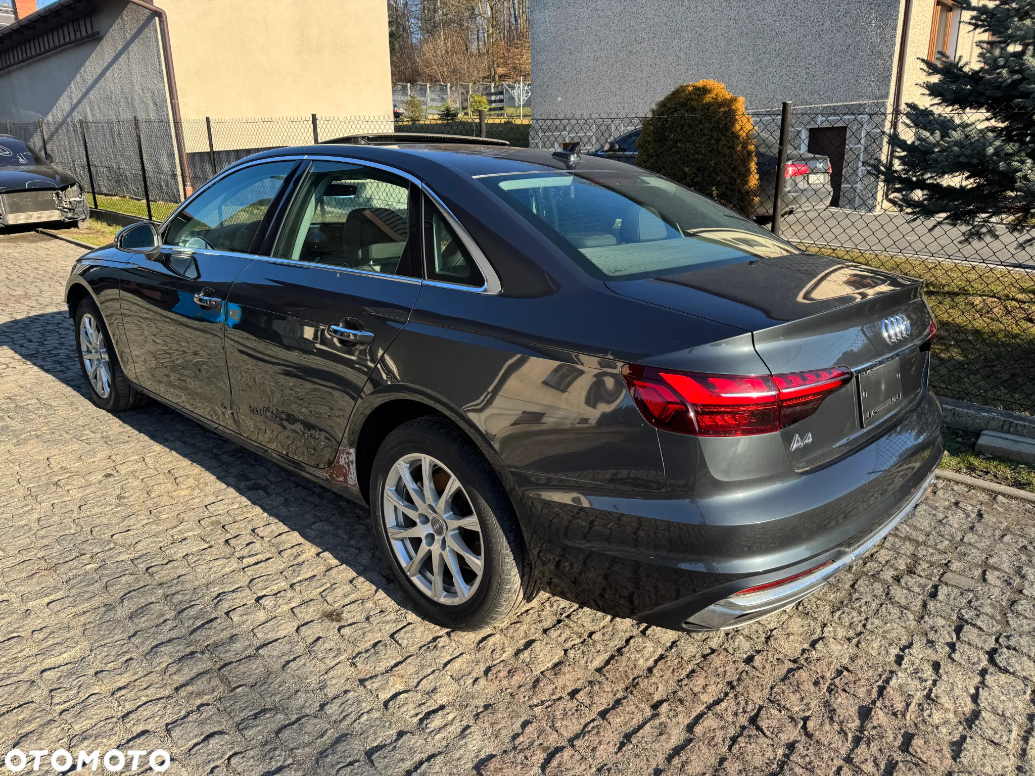 Audi A4 40 TFSI S tronic - 3