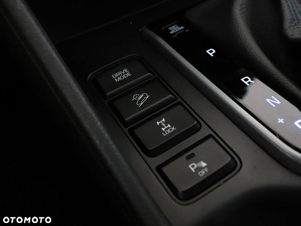 Hyundai Tucson 2.0 CRDi 4WD Automatik Intro Edition - 28