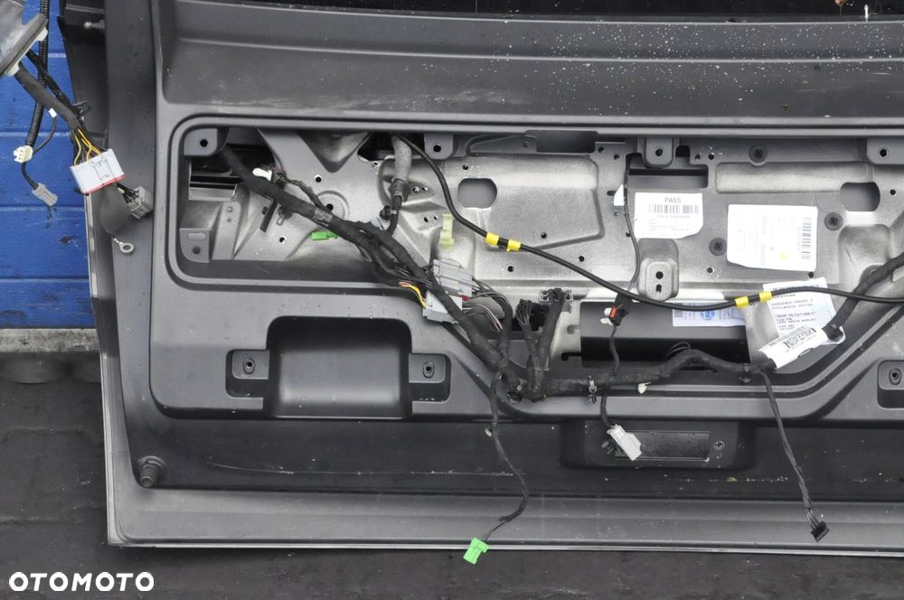 LAND ROVER RANGE ROVER L494 KLAPA BAGAŻNIKA TYŁ - 15
