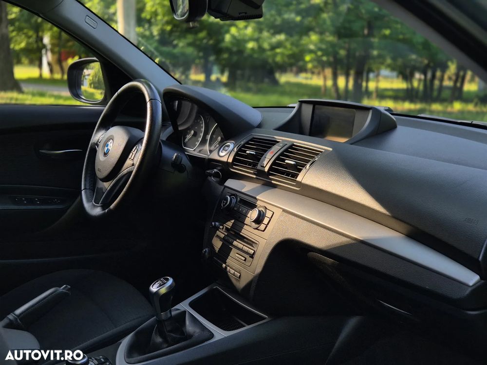 BMW Seria 1 116d - 19