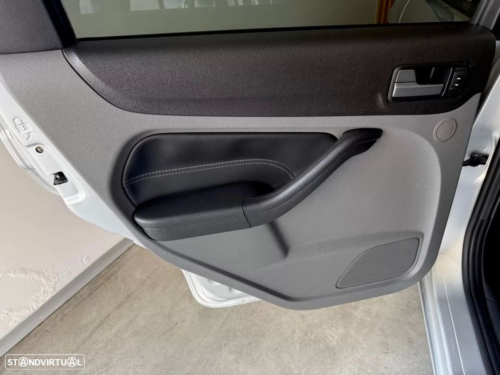 Ford Focus 1.6 TDCi Titanium - 36