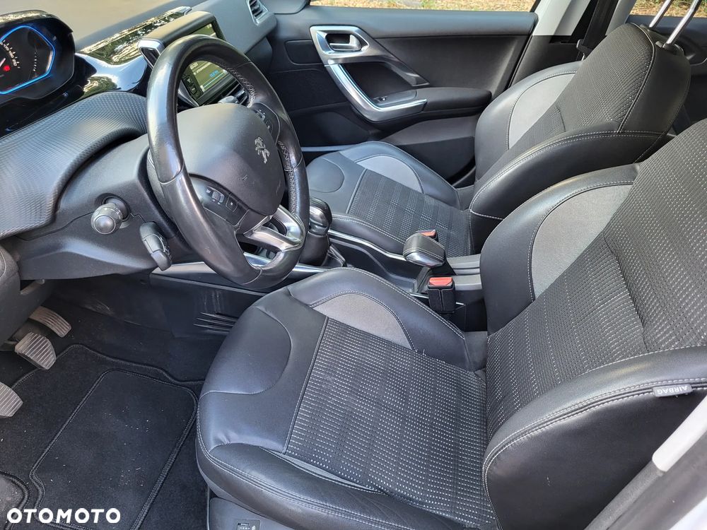Peugeot 2008 1.6 VTi Allure - 14