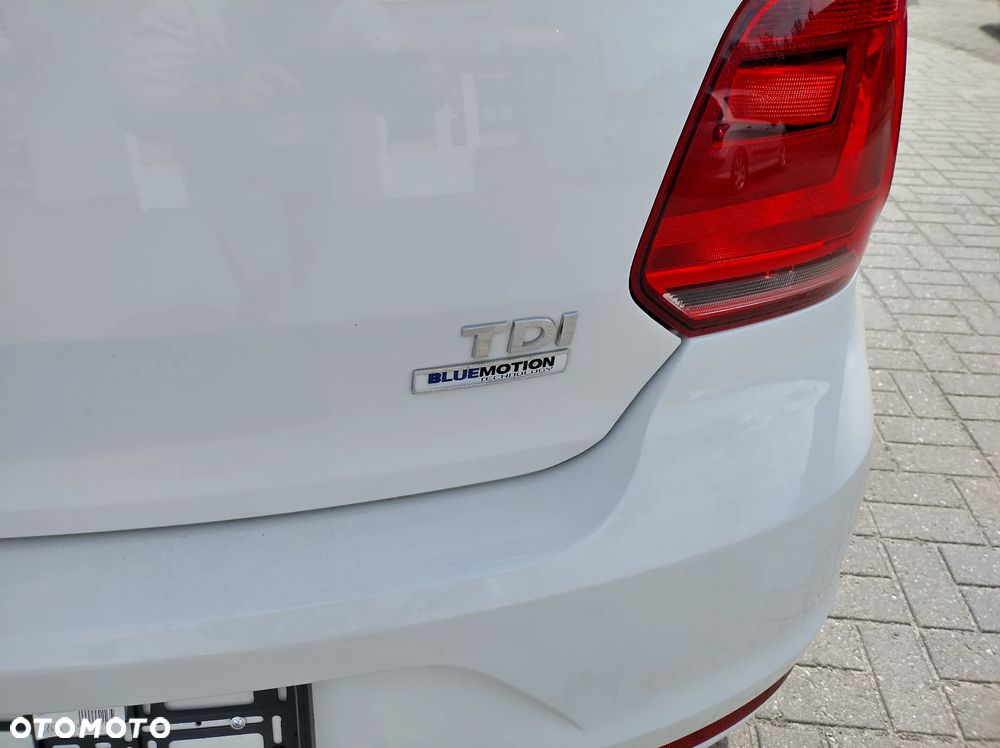Volkswagen Polo 1.4 TDI (Blue Motion Technology) Comfortline - 9