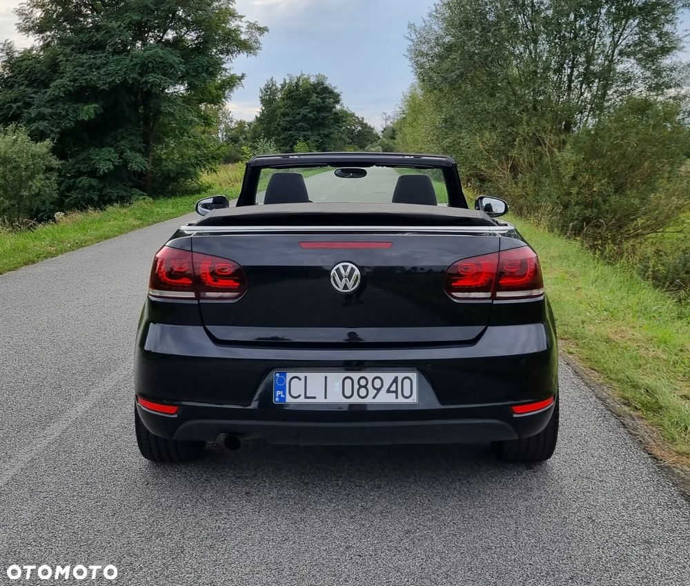 Volkswagen Golf - 22