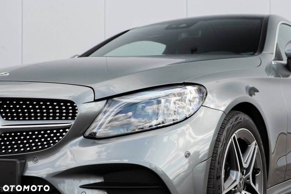 Mercedes-Benz Klasa C 200 4MATIC 9G-TRONIC - 2