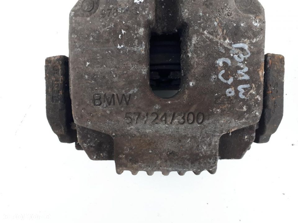Zacisk Hamulcowy Przedni  Prawy ,Lewy BMW E90 2.0 B 2.0 D 57/24/300 - 2