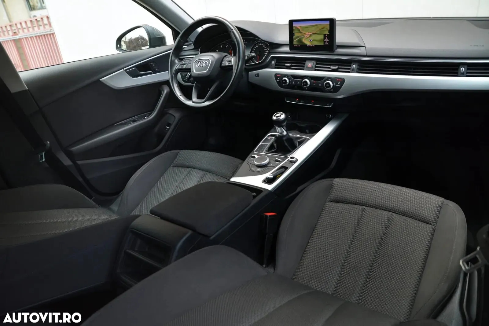 Audi A4 Avant 2.0 TDI - 9