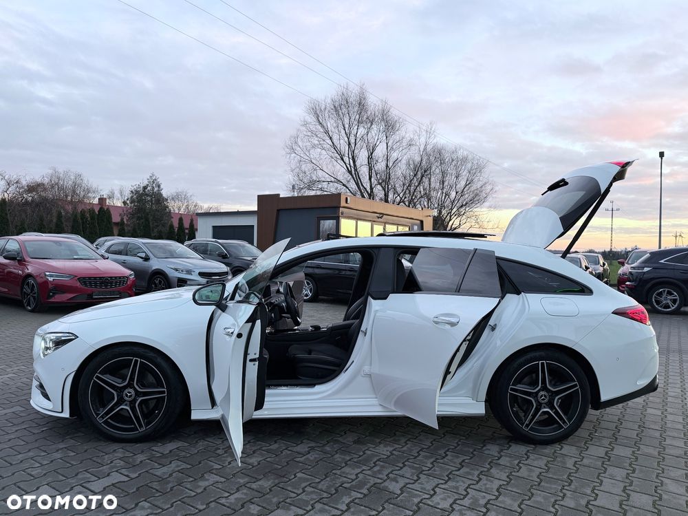 Mercedes-Benz CLA 200 7G-DCT AMG Line - 13