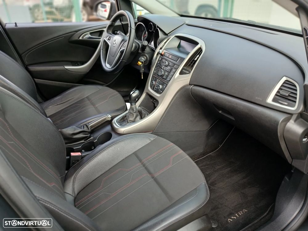 Opel Astra Sports Tourer 1.7 CDTi Enjoy S/S - 23