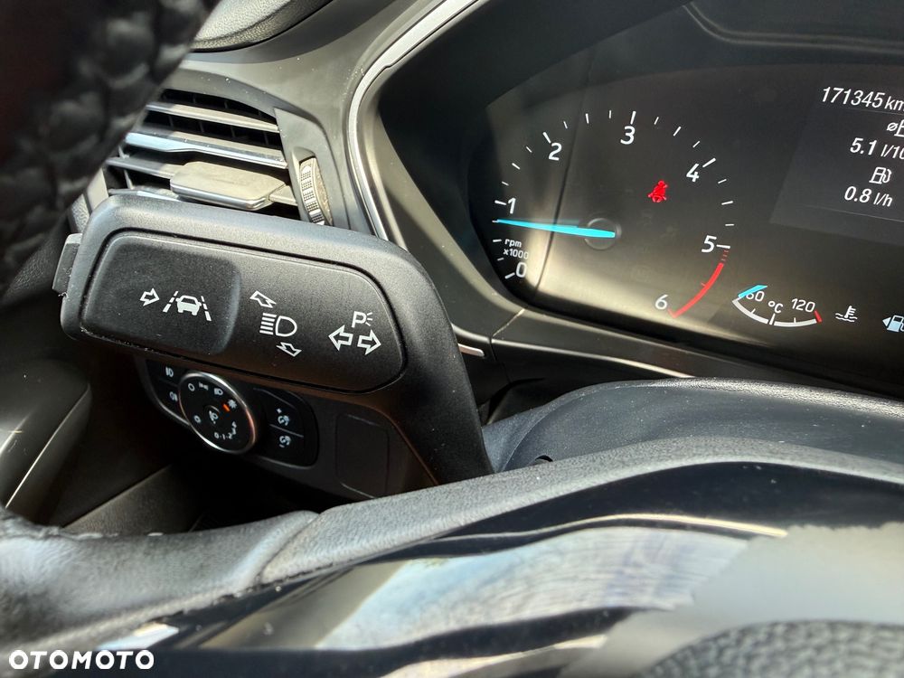 Ford Focus 1.5 EcoBlue STart-Stopp-System TITANIUM - 14