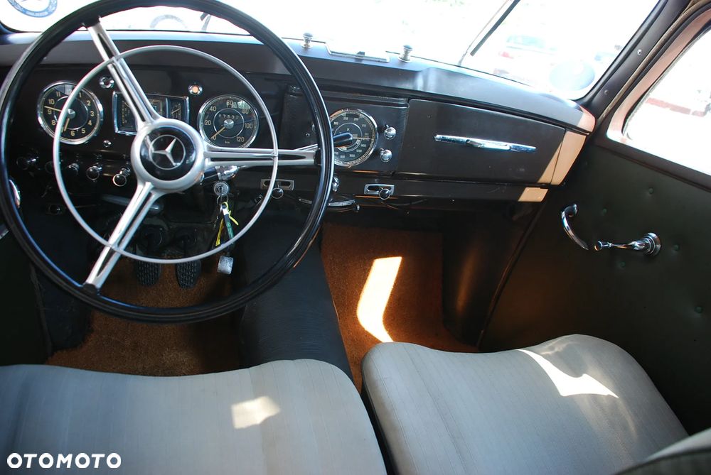 Mercedes-Benz Inny - 28