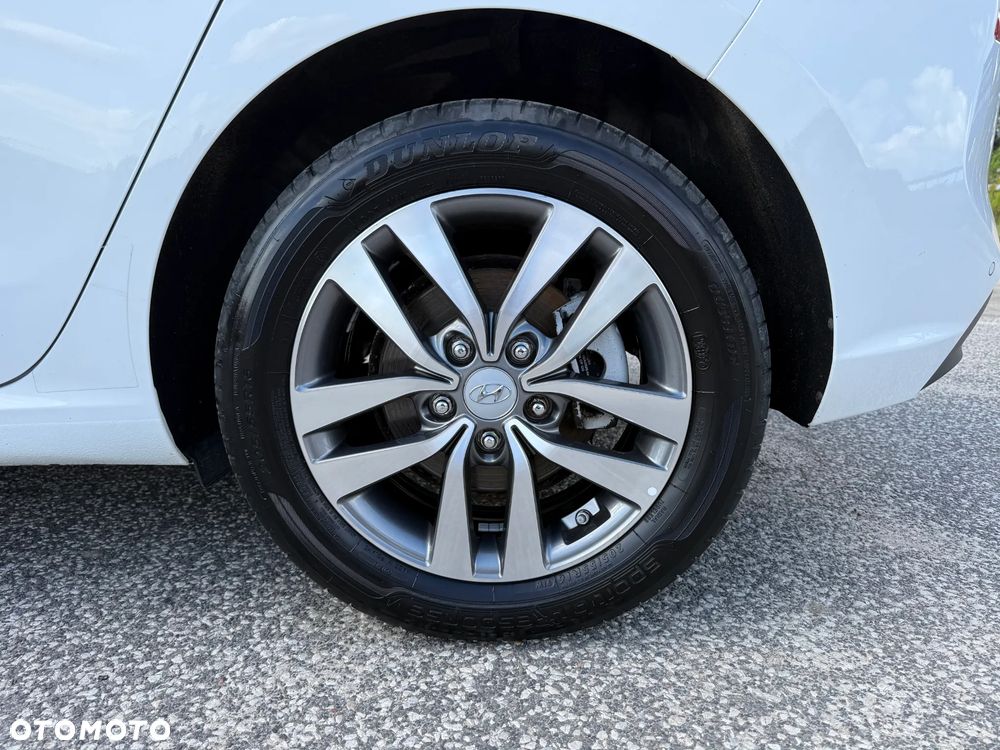 Hyundai i30 1.4 Passion - 36