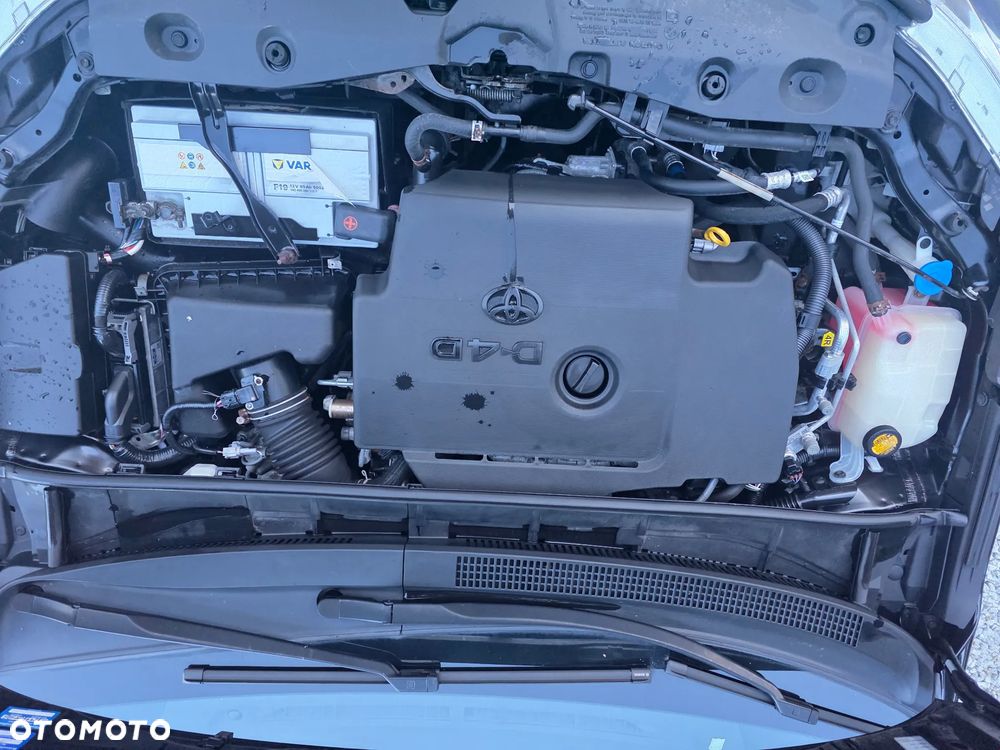 Toyota Avensis 2.0 D-4D Edition - 20