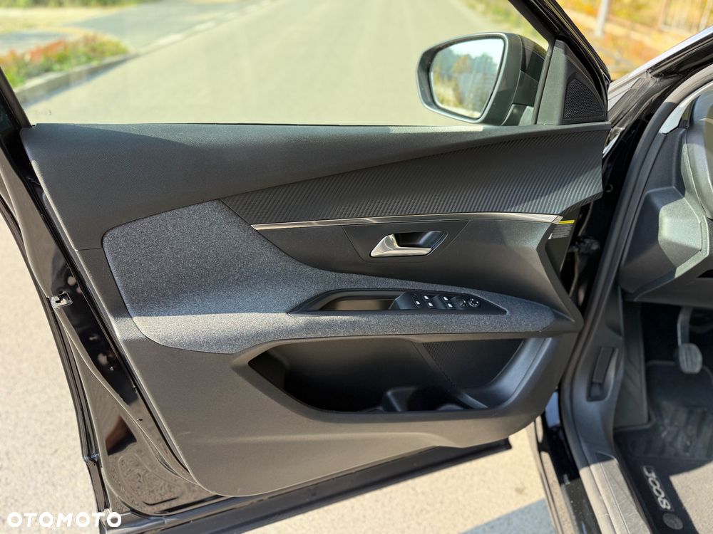 Peugeot 3008 1.2 PureTech Active Pack S&S - 18